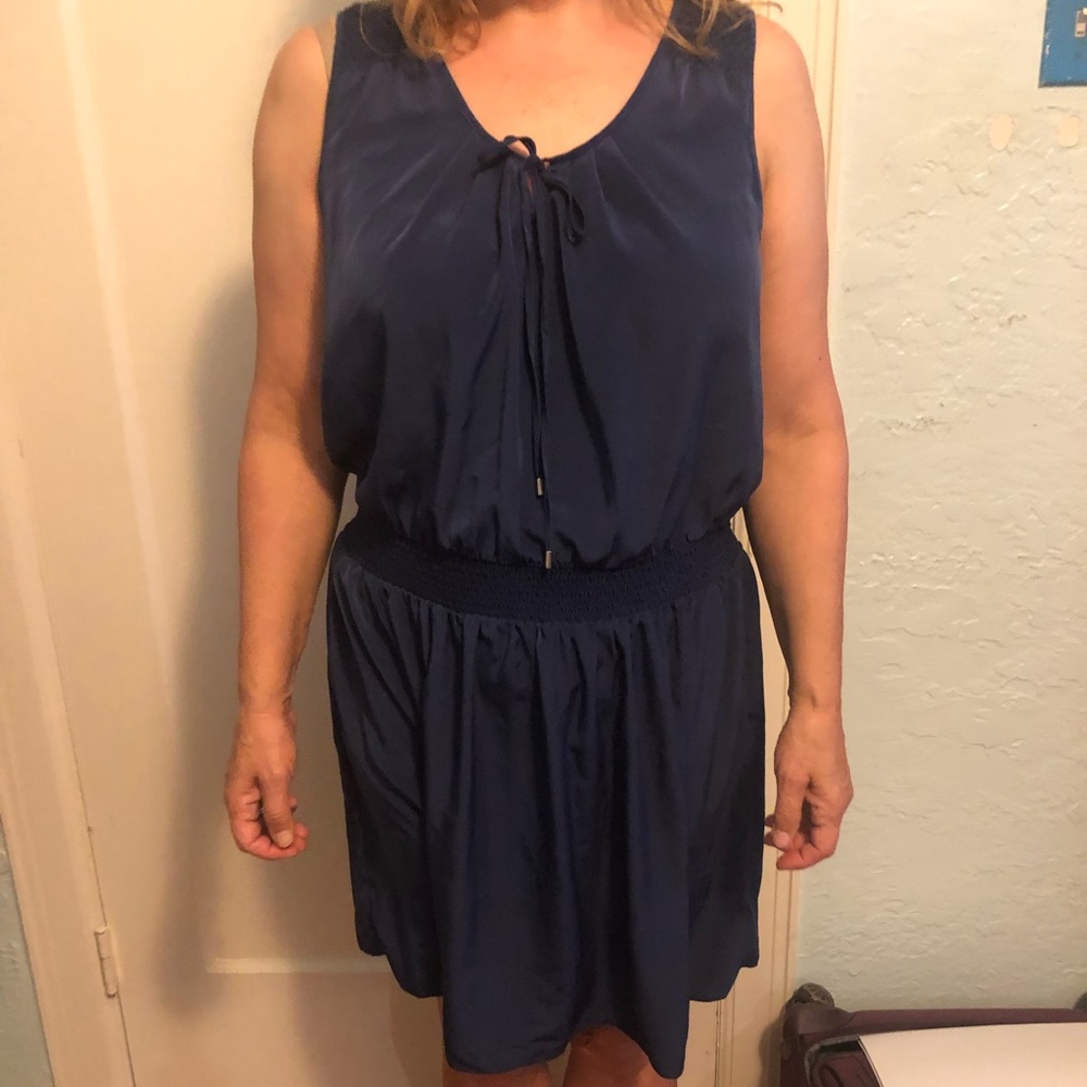 Comfortable casual silky blue Gap dress